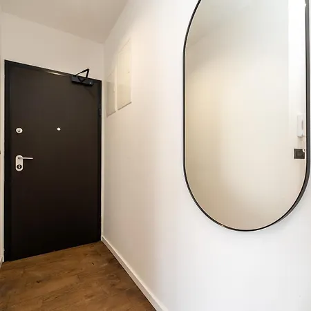 2-bedroom Marko With Sea View And 2 Free Parkings 公寓 *