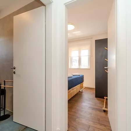 2-bedroom Marko With Sea View And 2 Free Parkings 公寓