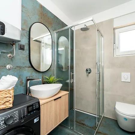 2-bedroom Marko With Sea View And 2 Free Parkings 公寓