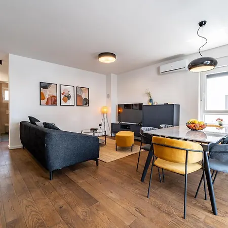 2-bedroom Marko With Sea View And 2 Free Parkings 公寓