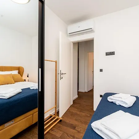 2-bedroom Marko With Sea View And 2 Free Parkings Appartement Zadar